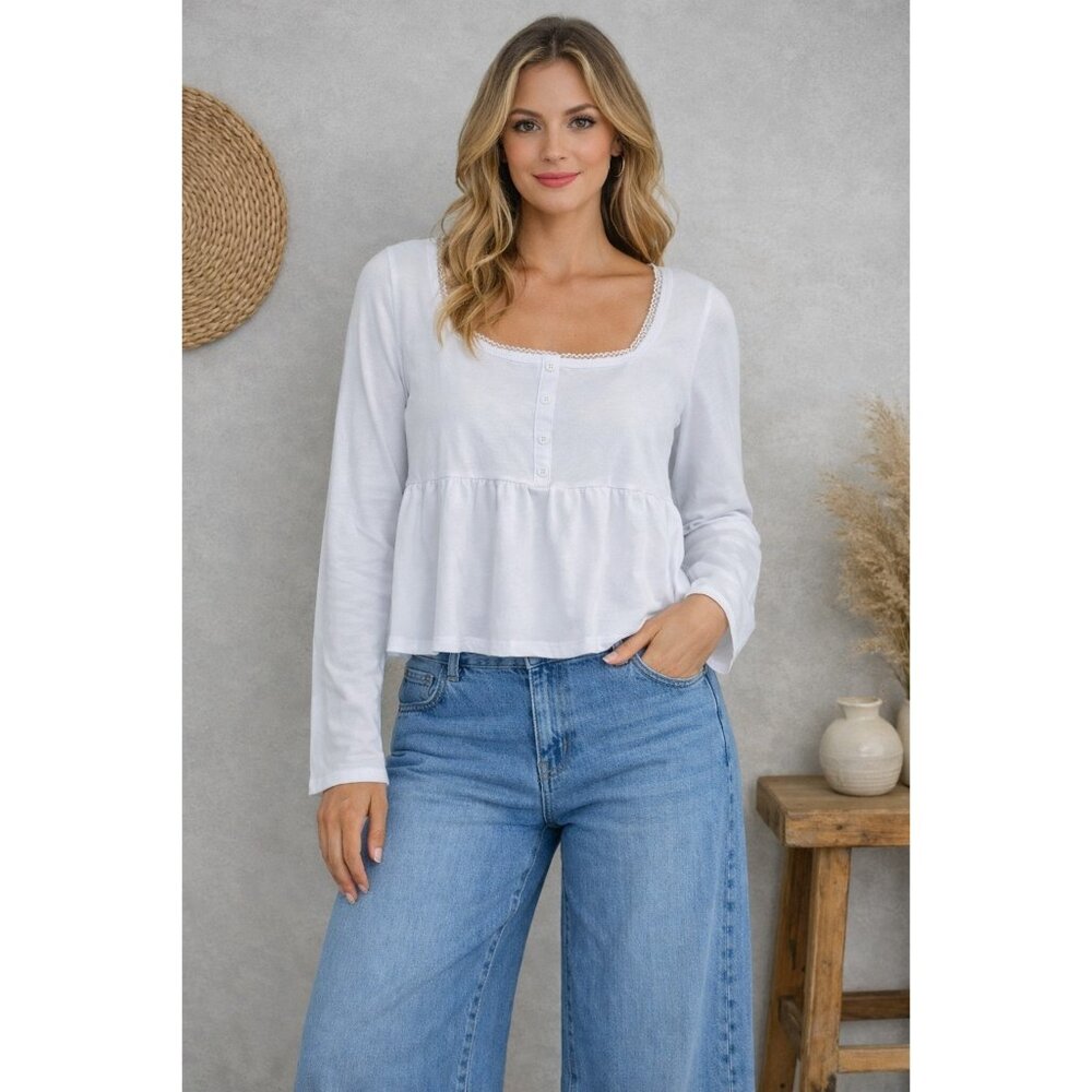 Frankee & Skylar White Babydoll Top XL Square Neck Lace Trim Peplum Blouse‎